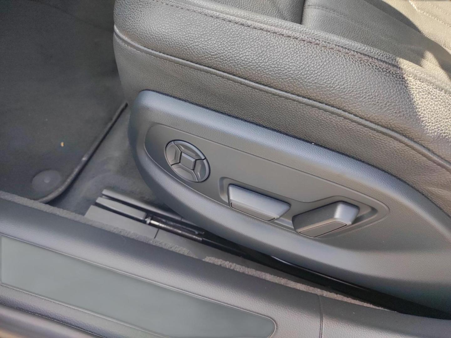 Image about Audi A8 50 TDI quattro tiptronic