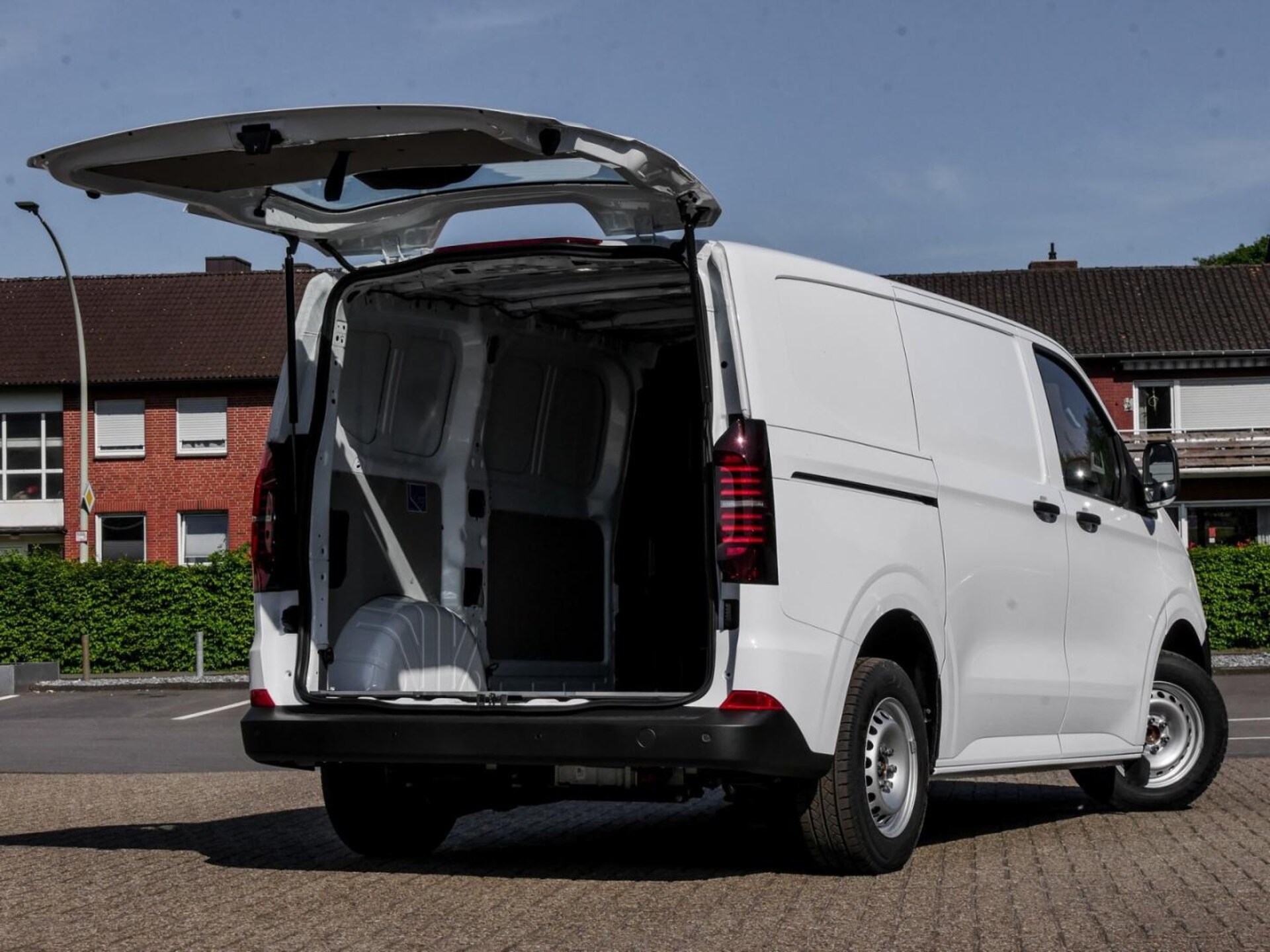 Volkswagen Transporter Kasten kurzer Radstand