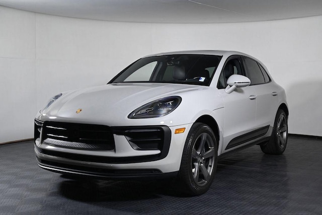 2023 Porsche Macan