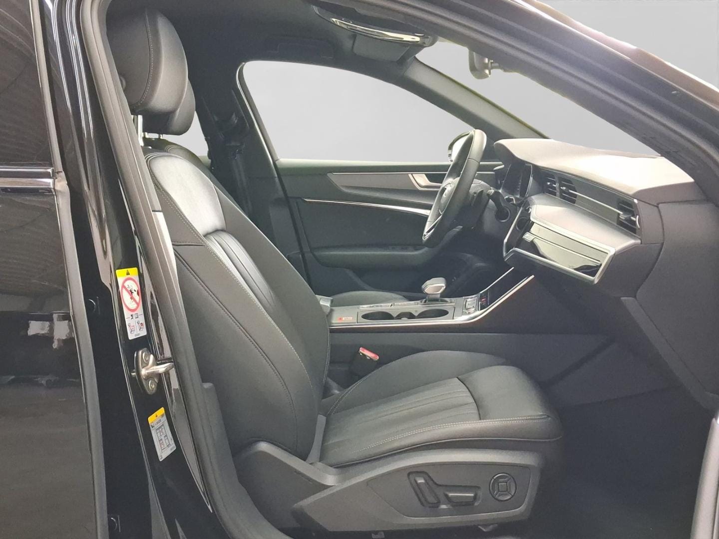 Bild über Audi A6 Avant S line 40 TDI S tronic - für weitere Informationen kontaktieren Sie den Audi Partner