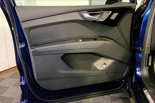 2025 Audi Q4 e-tron Premium Plus - Photo 10