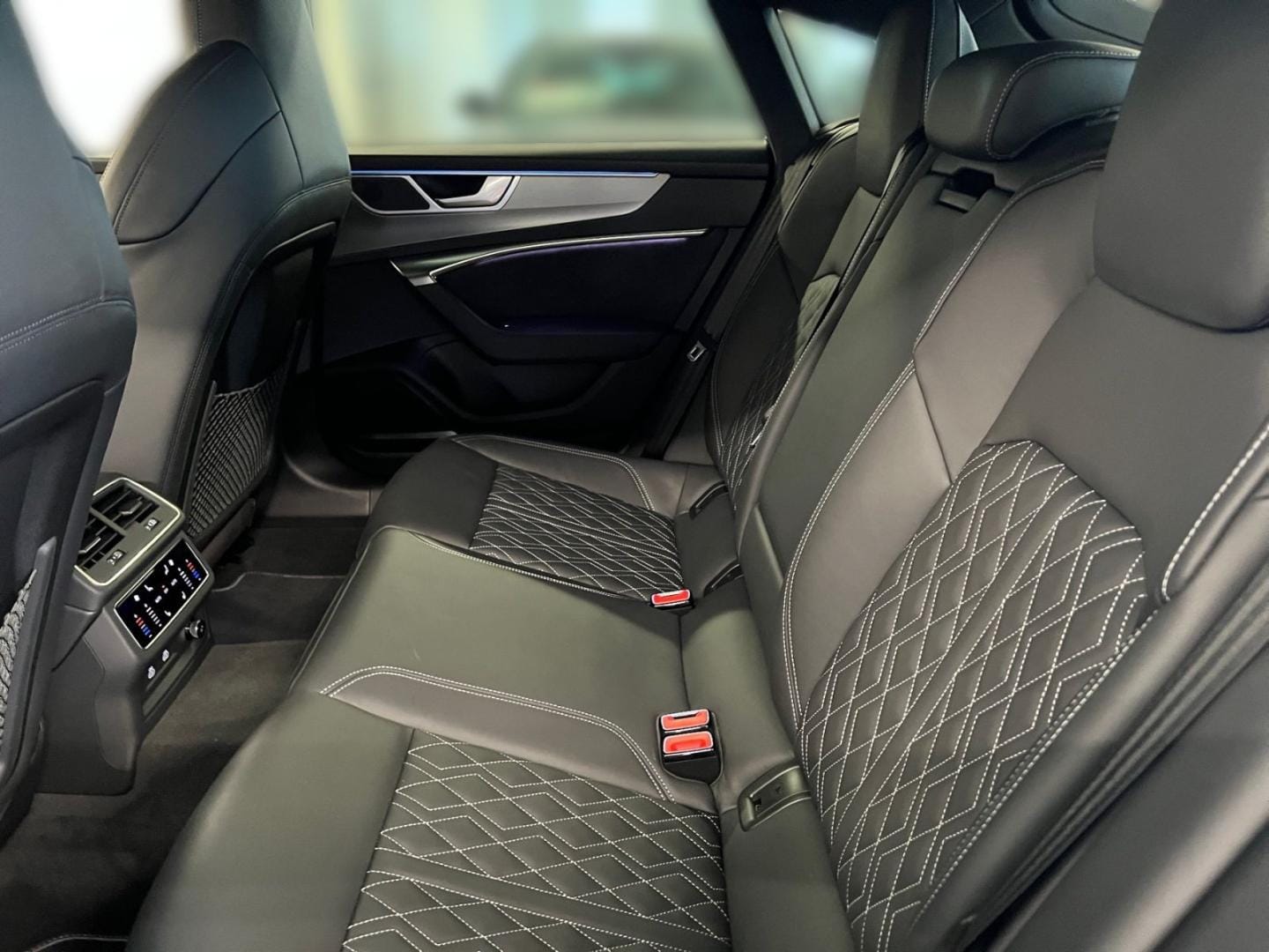 Bild über Audi A7 Sportback 50 TDI quattro tiptronic - für weitere Informationen kontaktieren Sie den Audi Partner