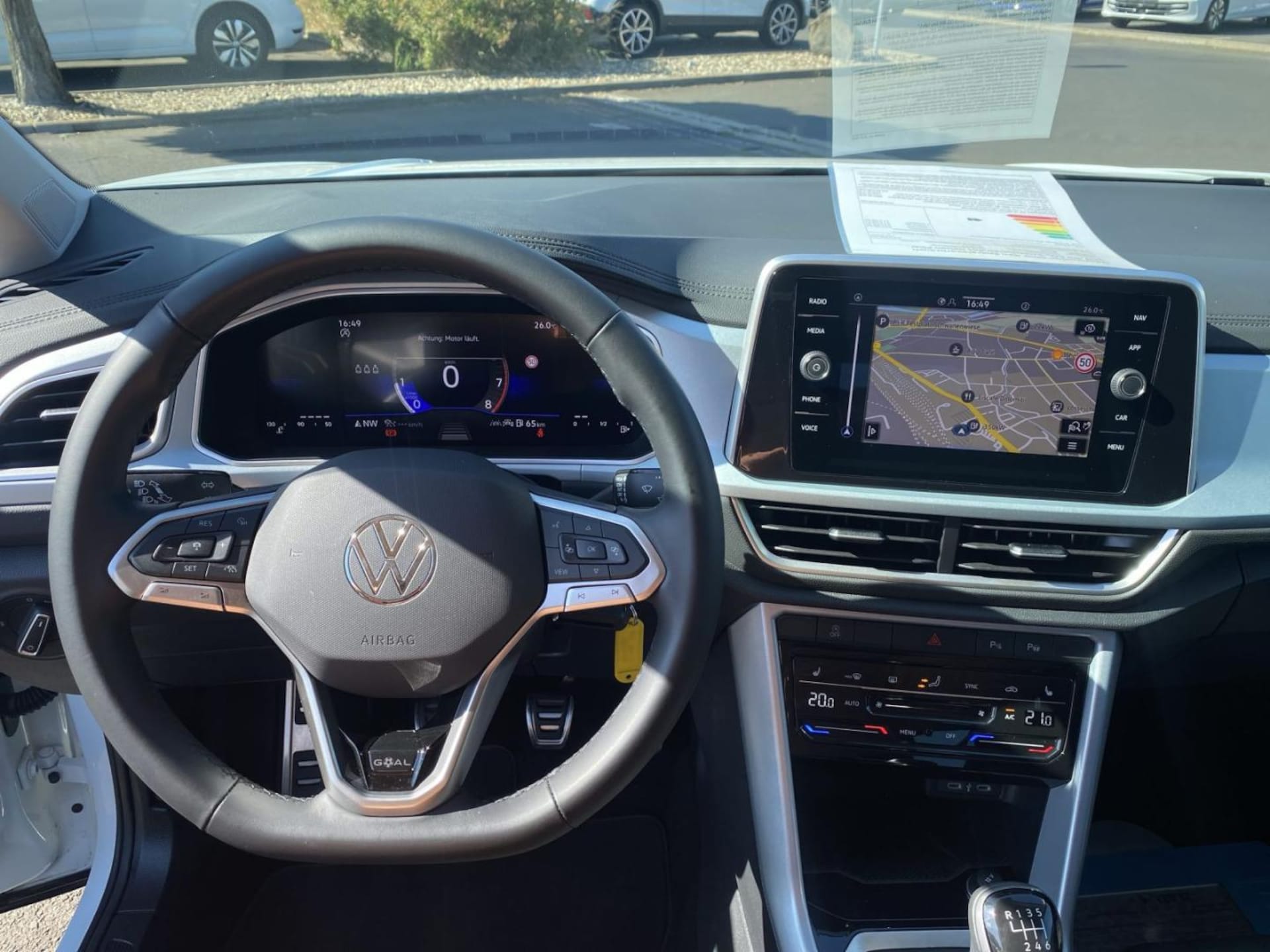 Volkswagen T-Roc Life