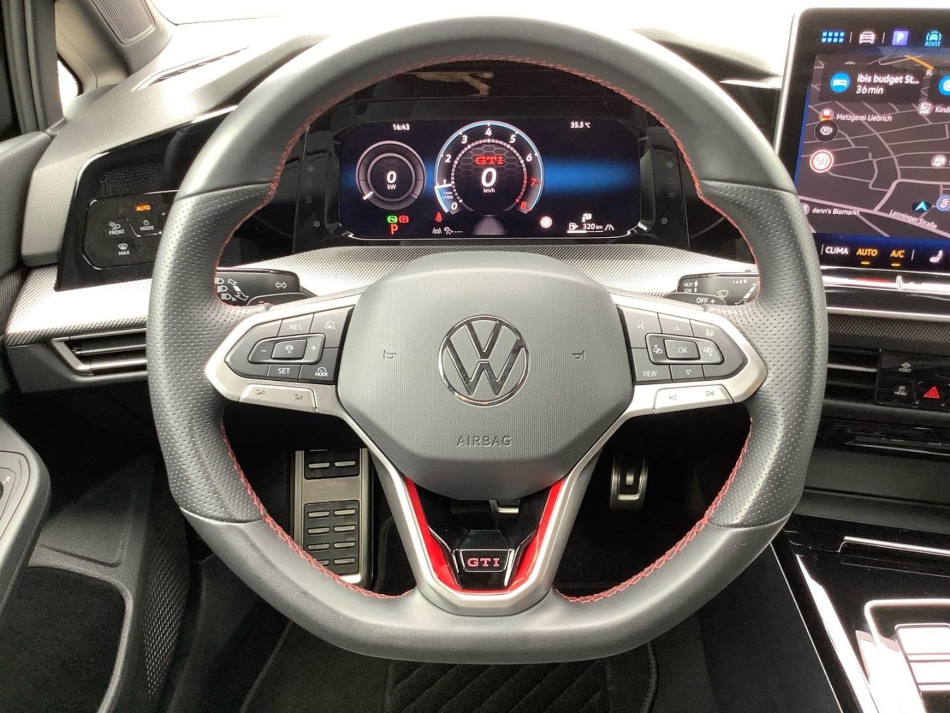 Volkswagen Golf GTI