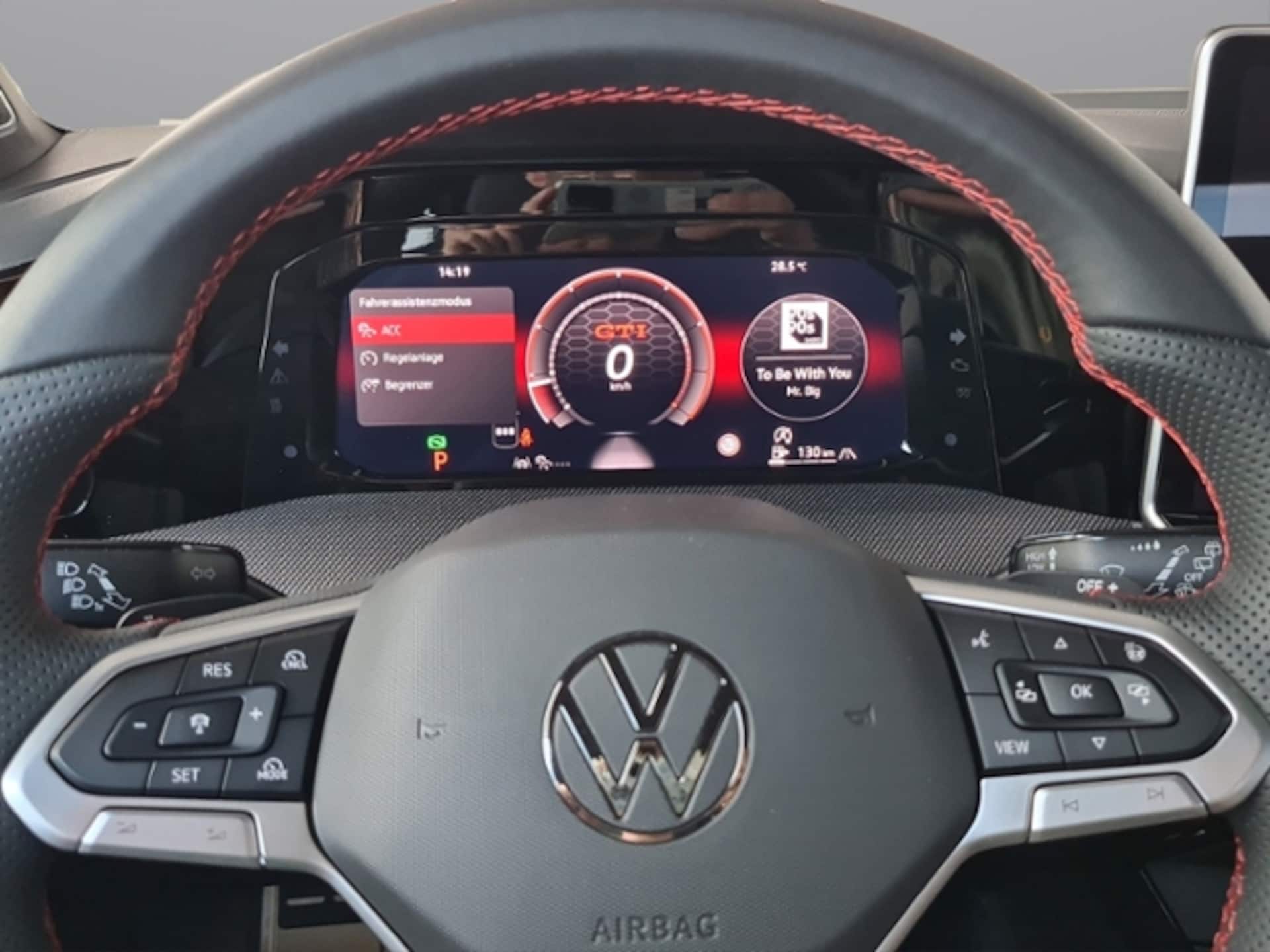 Volkswagen Golf GTI