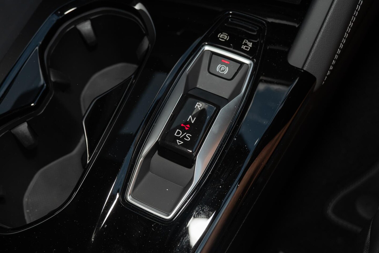 Image about Audi Q5 SUV TFSI quattro 200 kW sport