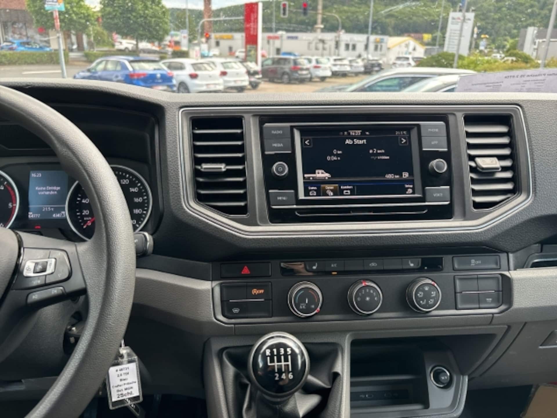Volkswagen Crafter Einzelkabine langer Radstand
