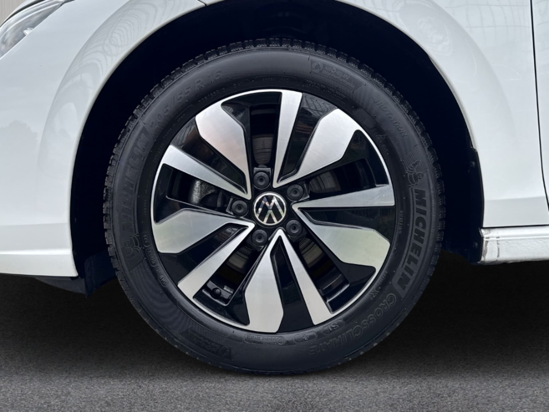 Volkswagen Golf Life