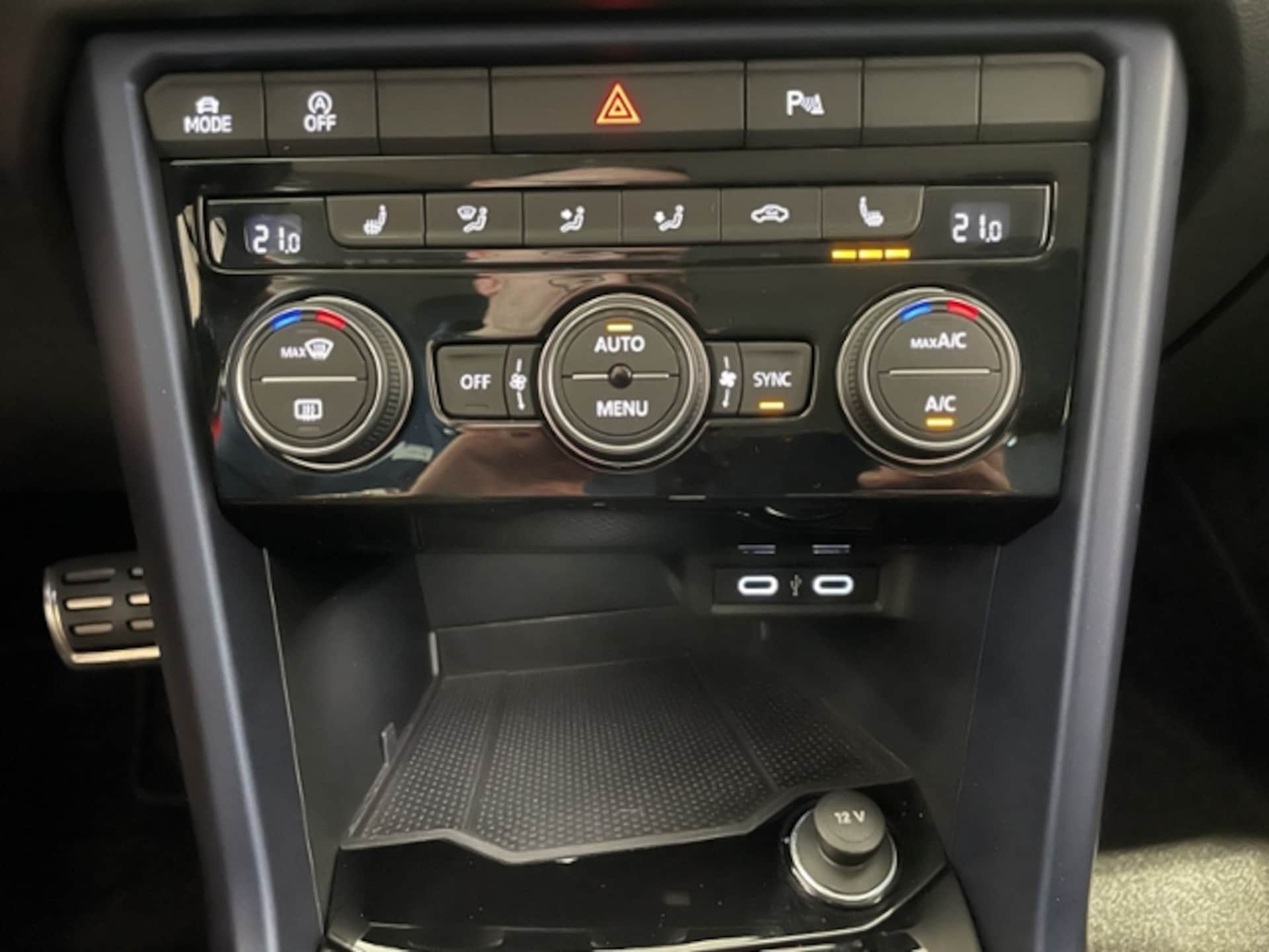 Volkswagen T-Roc United