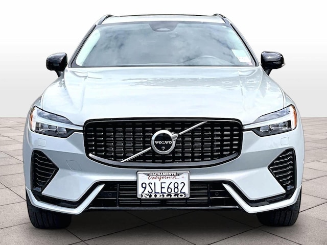 2025 Volvo XC60 Plug-In Hybrid