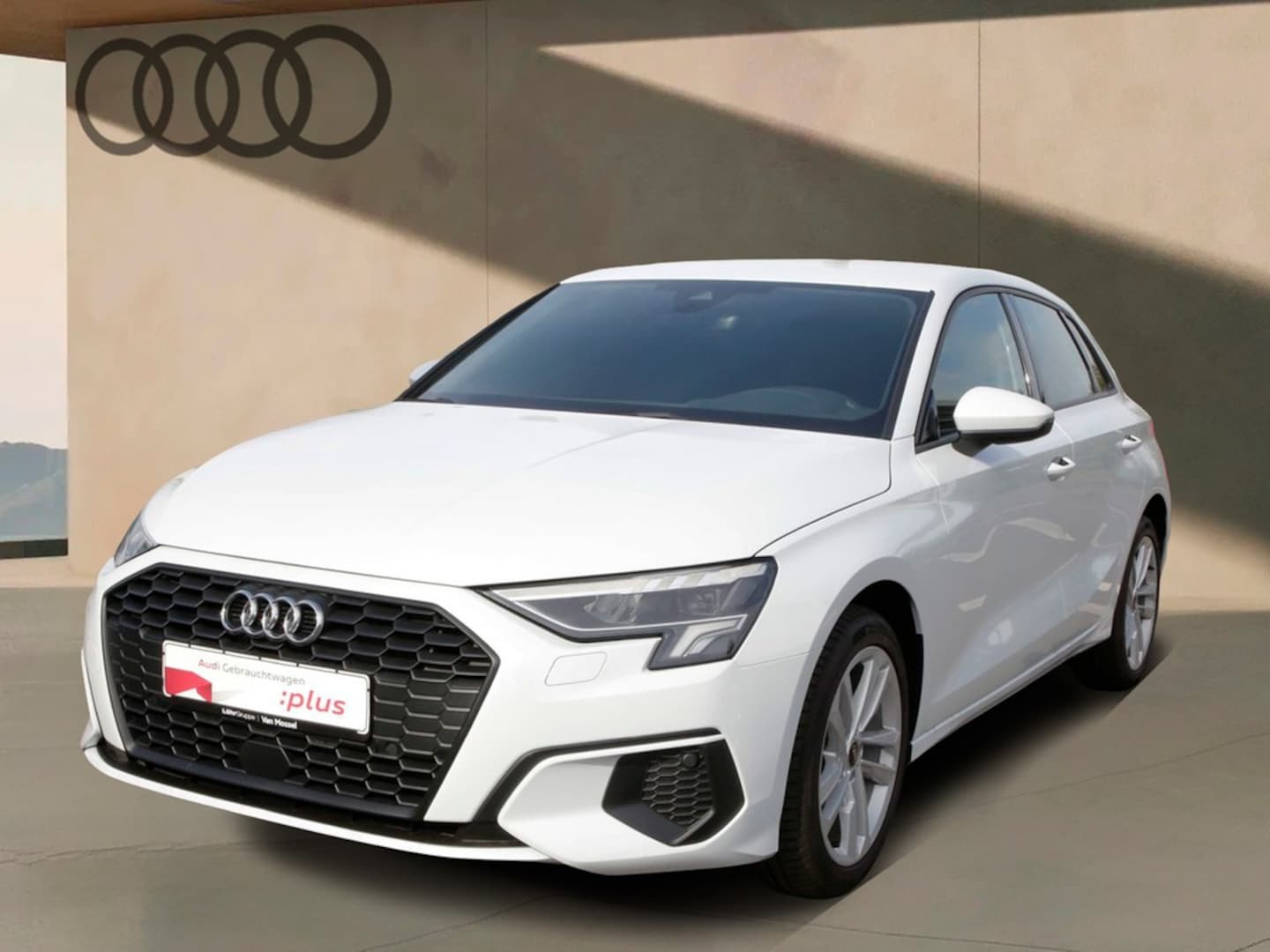 Bild über Audi A3 Sportback 35 TFSI Schaltgetriebe - für weitere Informationen kontaktieren Sie den Audi Partner