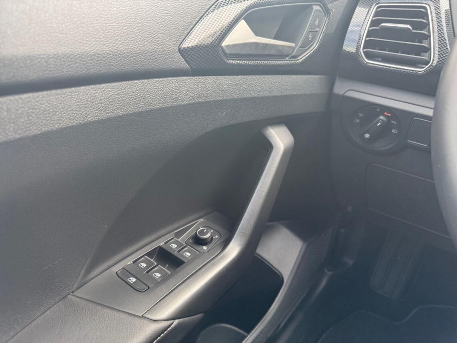 Volkswagen T-Cross – Bild 13