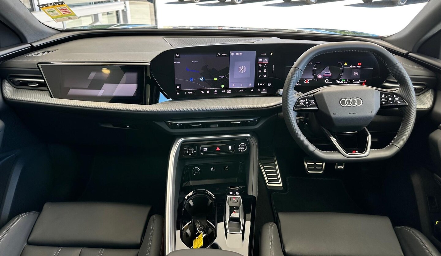 Image about Audi Q5 SUV TFSI quattro 200 kW sport