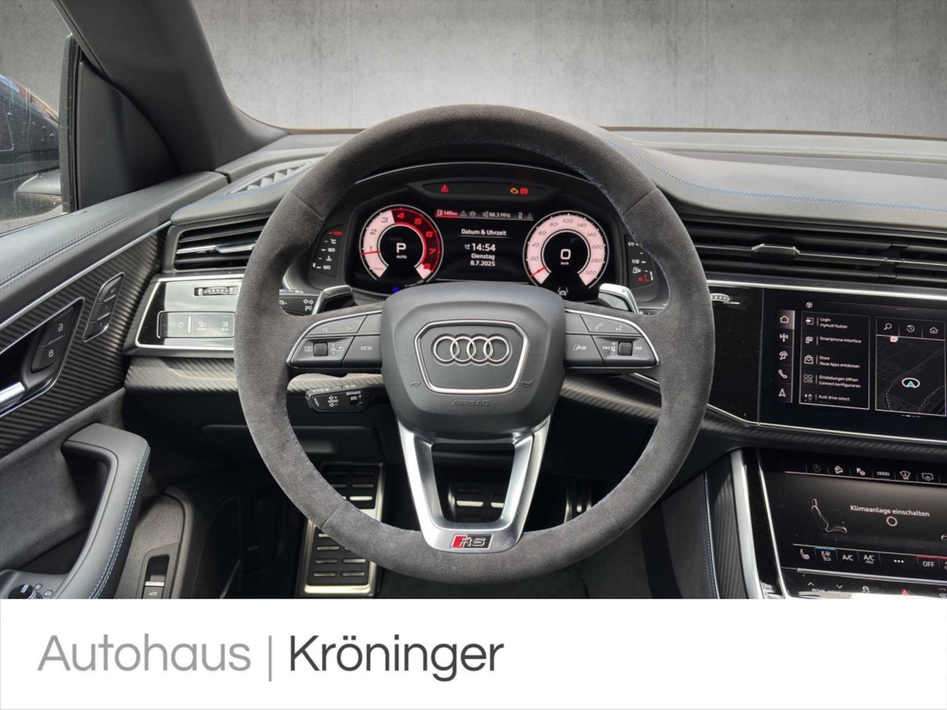 Audi RS Q8 SUV performance
