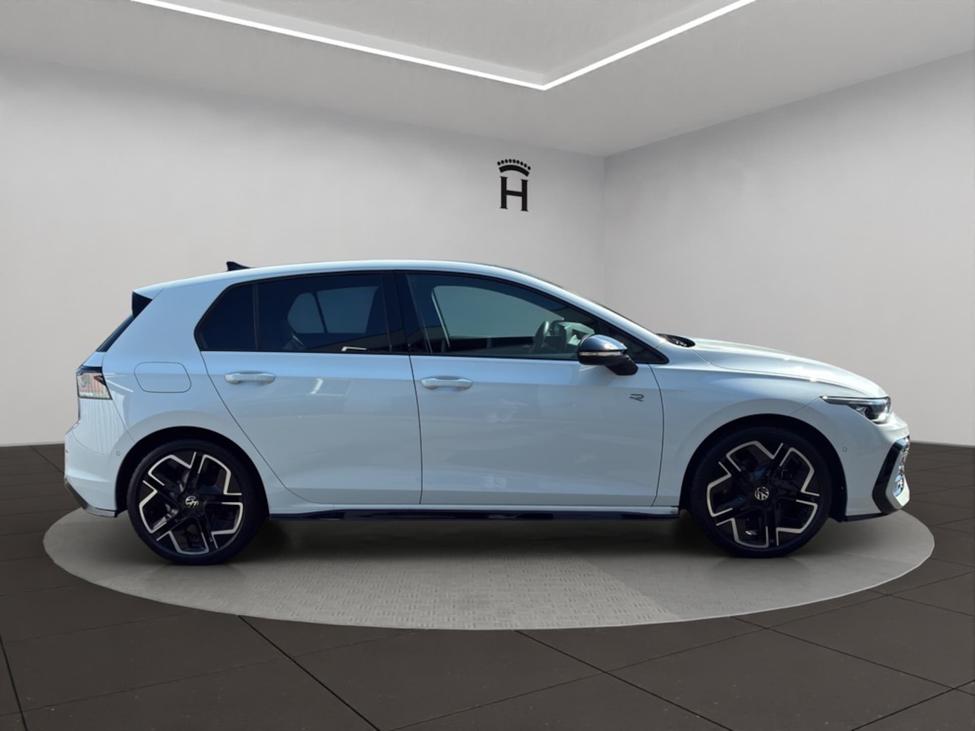 Volkswagen Golf R-Line