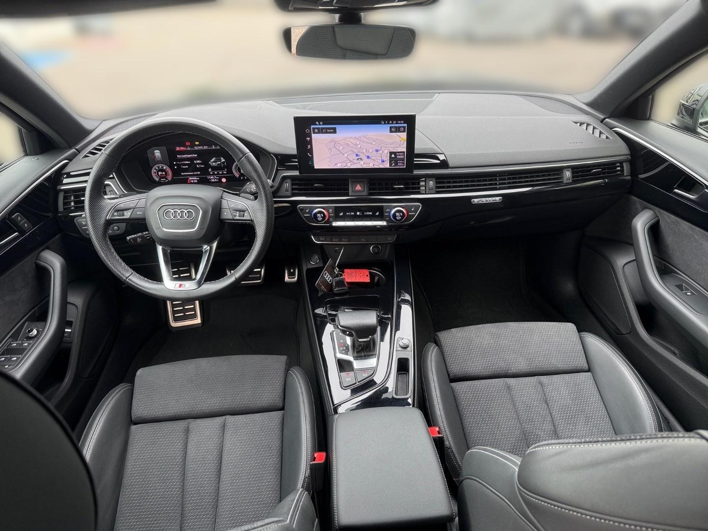 Bild über Audi A4 Avant S line 40 TFSI quattro S tronic - für weitere Informationen kontaktieren Sie den Audi Partner