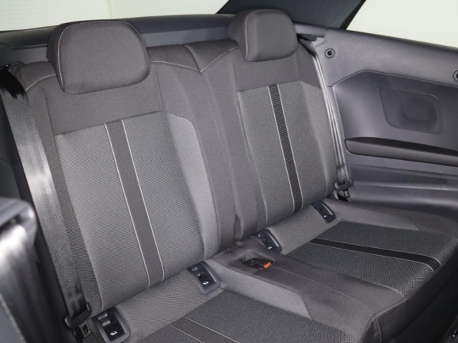 Volkswagen T-Roc Cabriolet – Bild 13