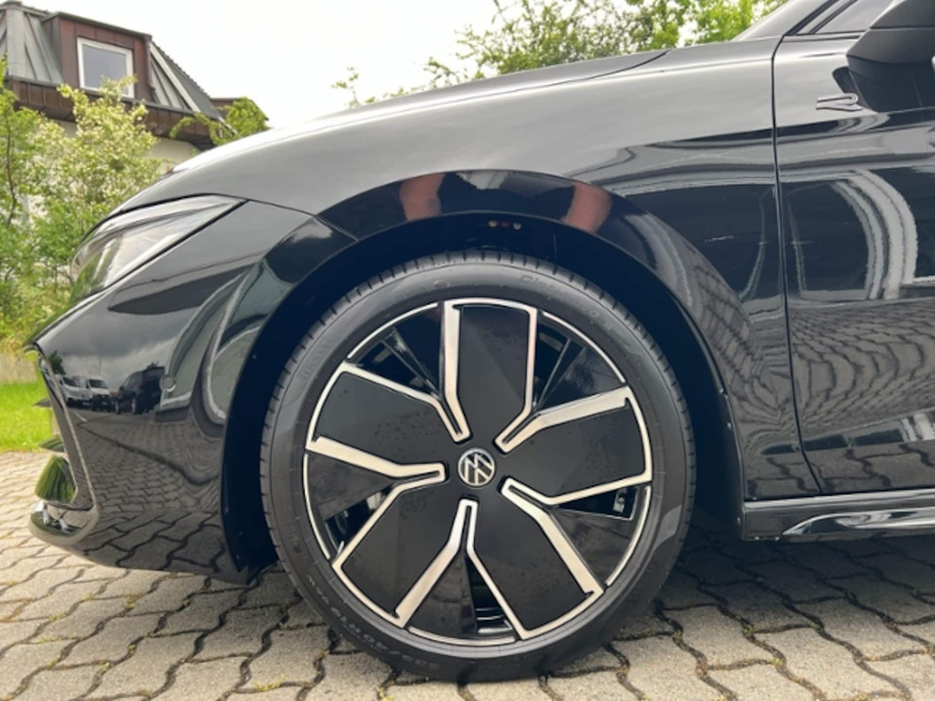 Volkswagen Passat R-Line