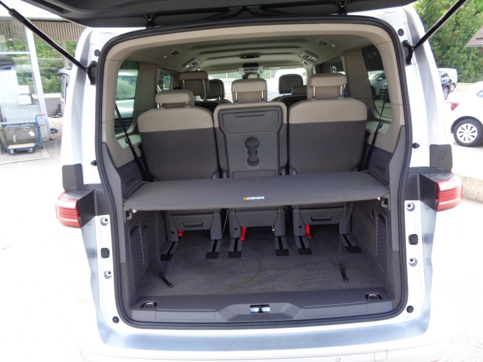 Volkswagen Multivan Langversion – Bild 7