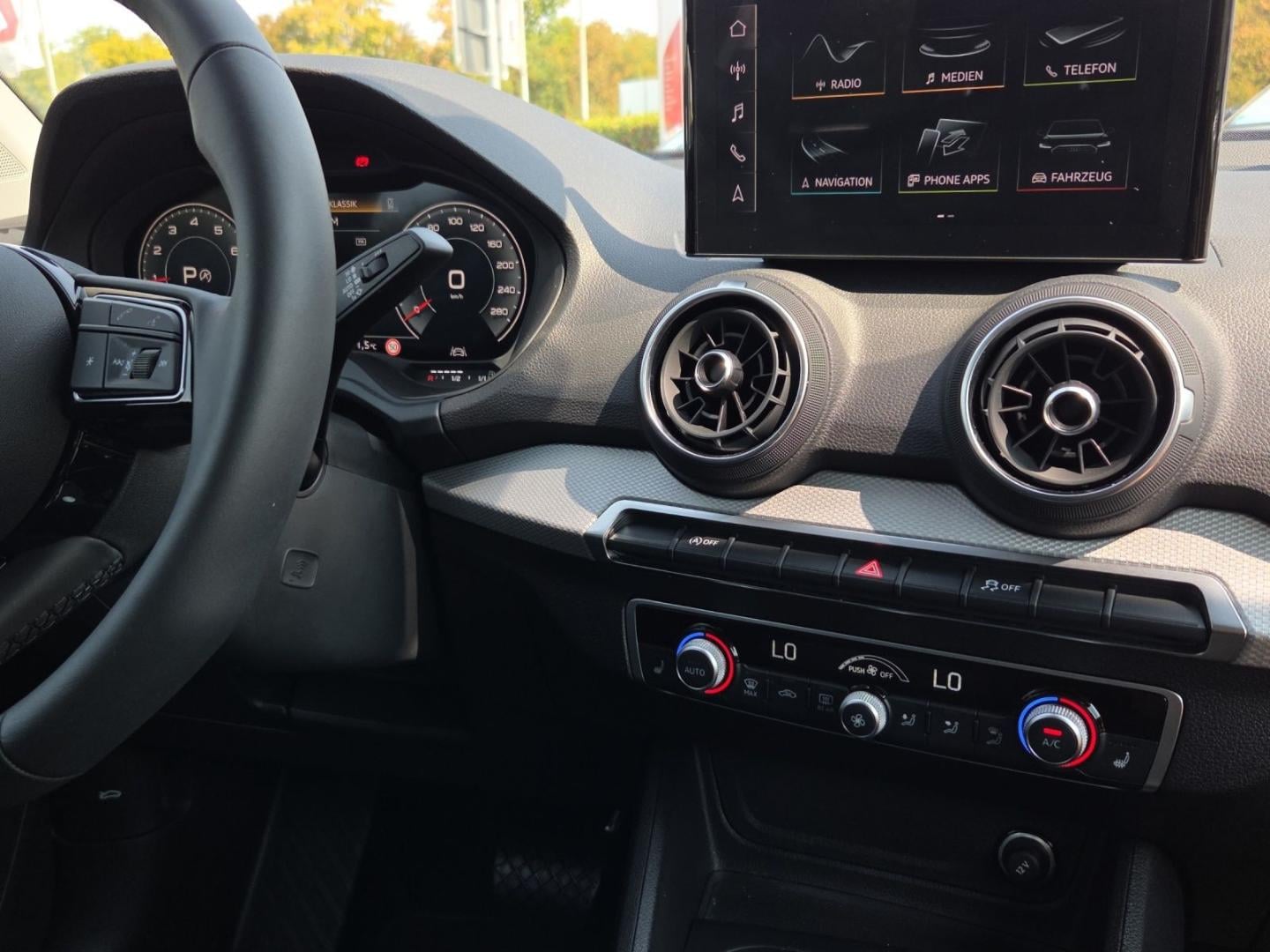 Bild über Audi Q2 advanced 35 TFSI S tronic - für weitere Informationen kontaktieren Sie den Audi Partner