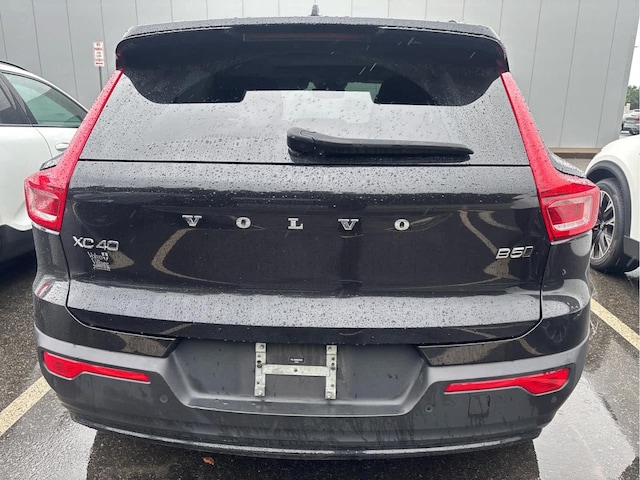 2024 Volvo XC40