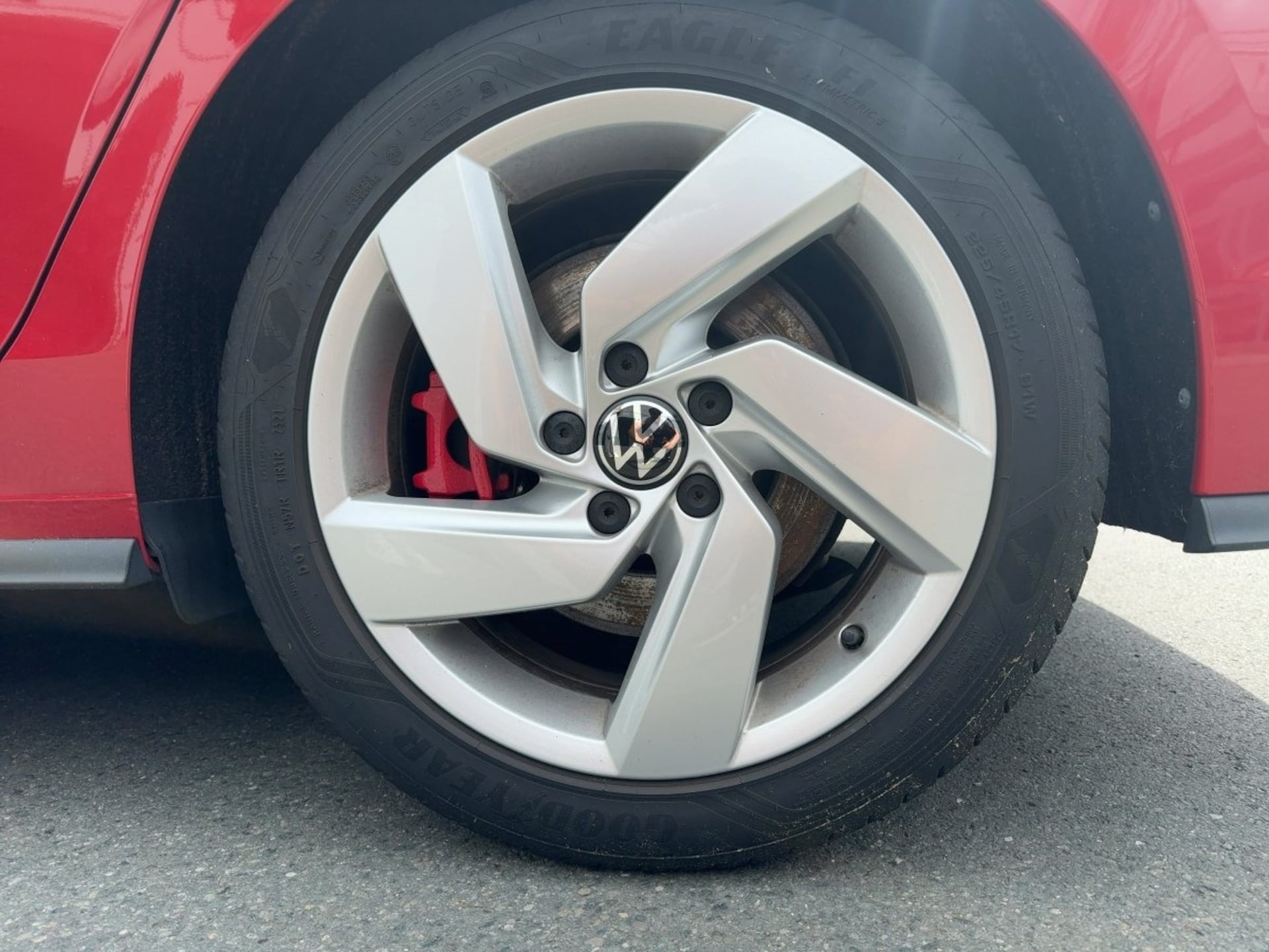 Volkswagen Golf GTI