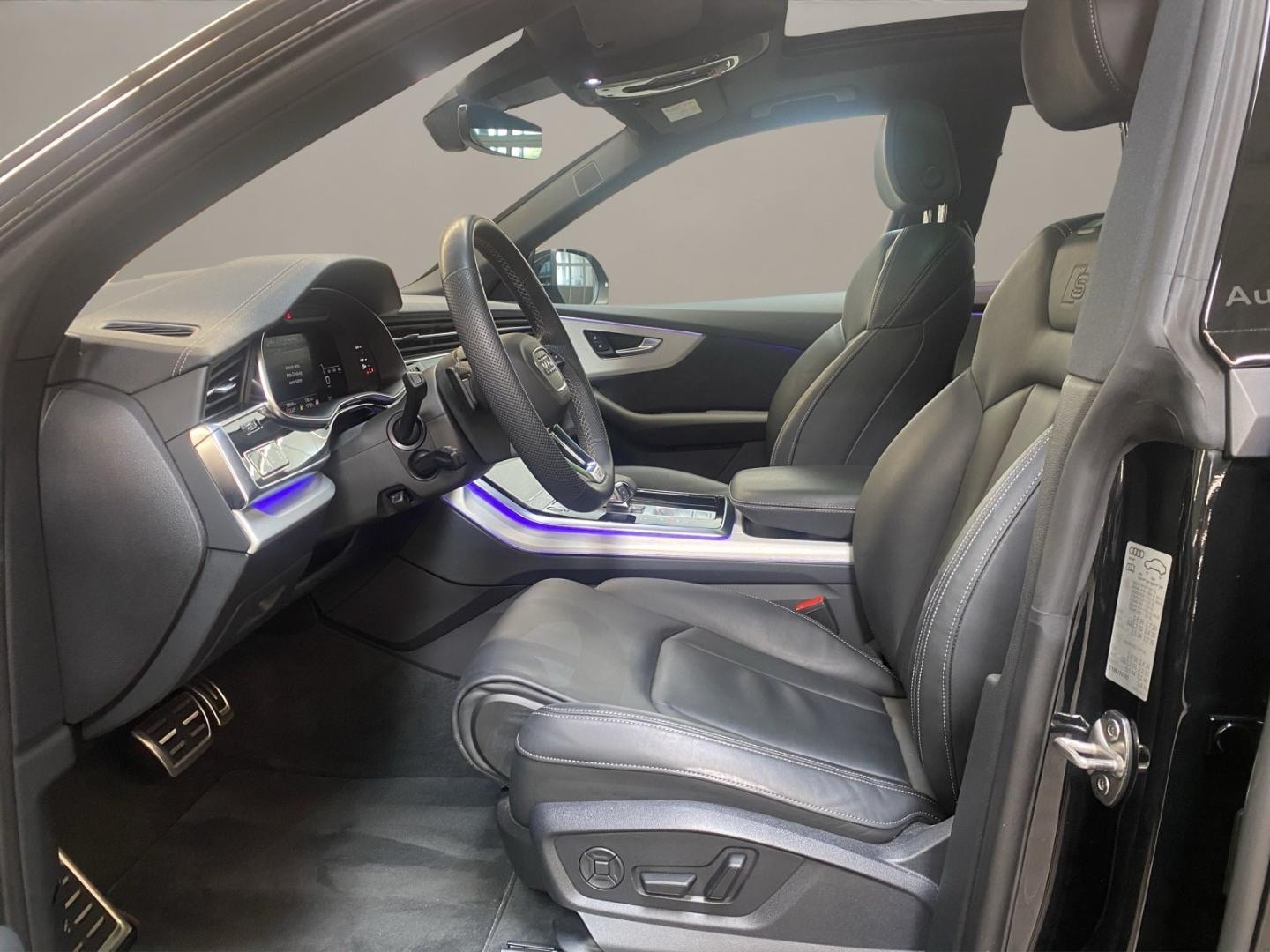 Bild über Audi Q8 SUV 50 TDI quattro tiptronic - für weitere Informationen kontaktieren Sie den Audi Partner