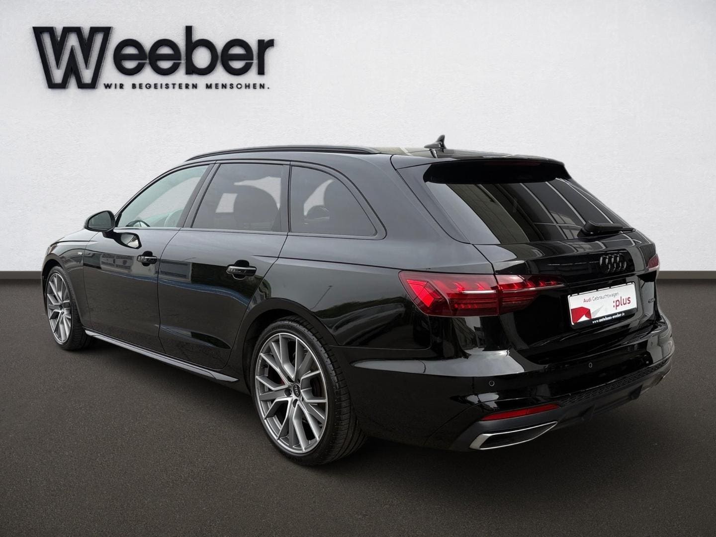 Bild über Audi A4 Avant S line 40 TFSI quattro S tronic - für weitere Informationen kontaktieren Sie den Audi Partner