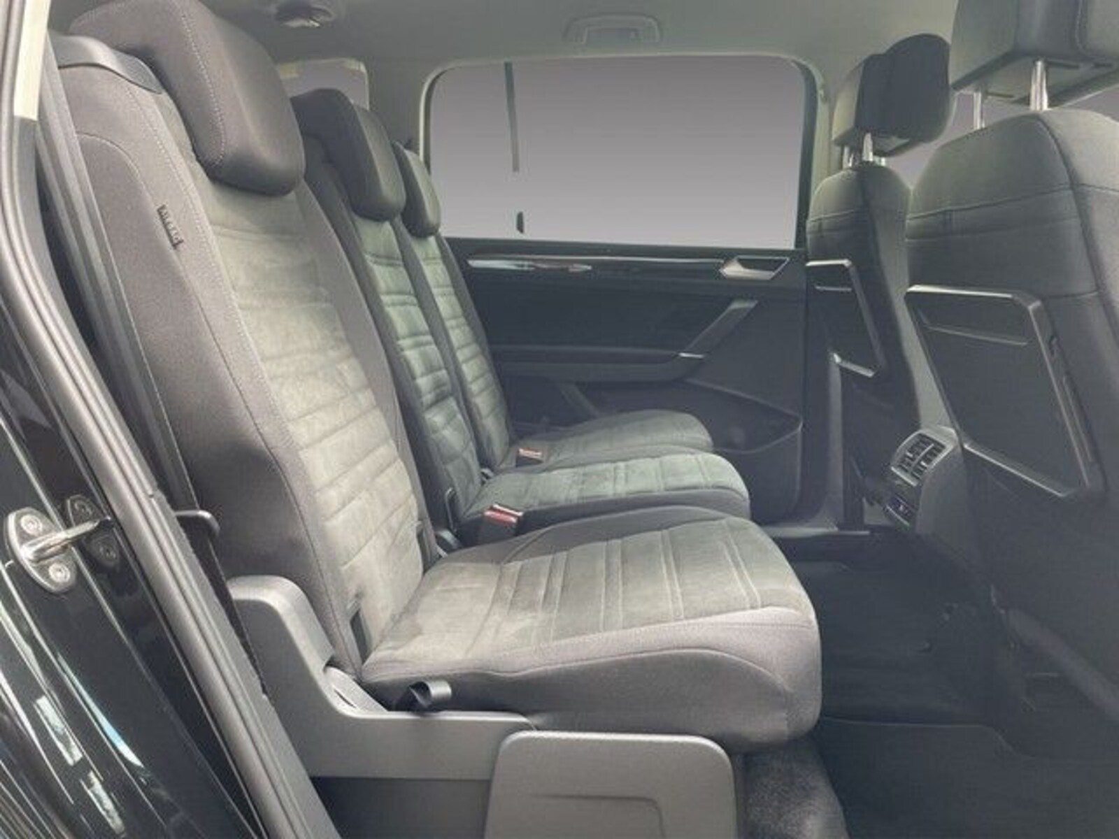 Volkswagen Touran – Bild 14