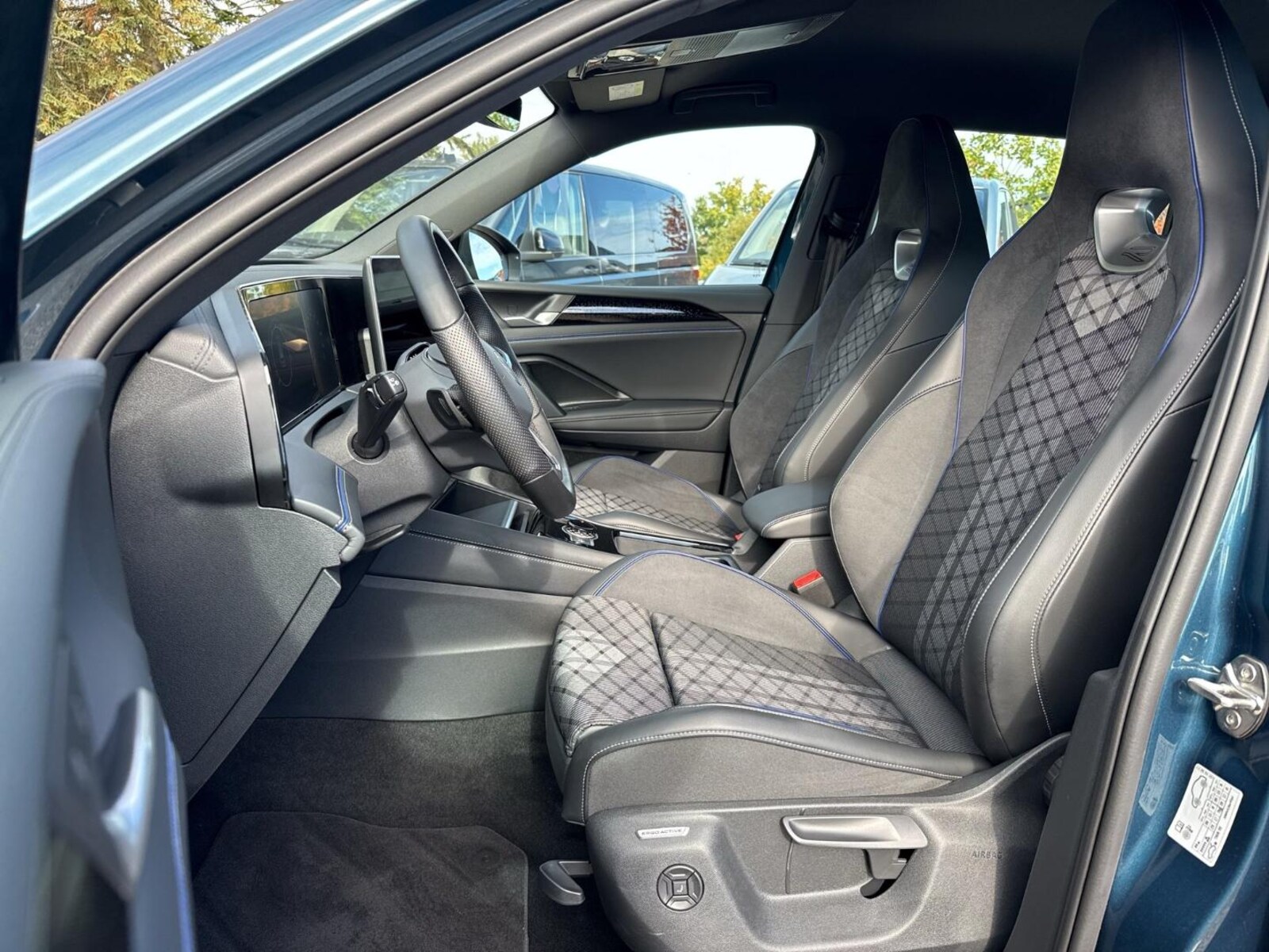 Volkswagen Tiguan – Bild 18
