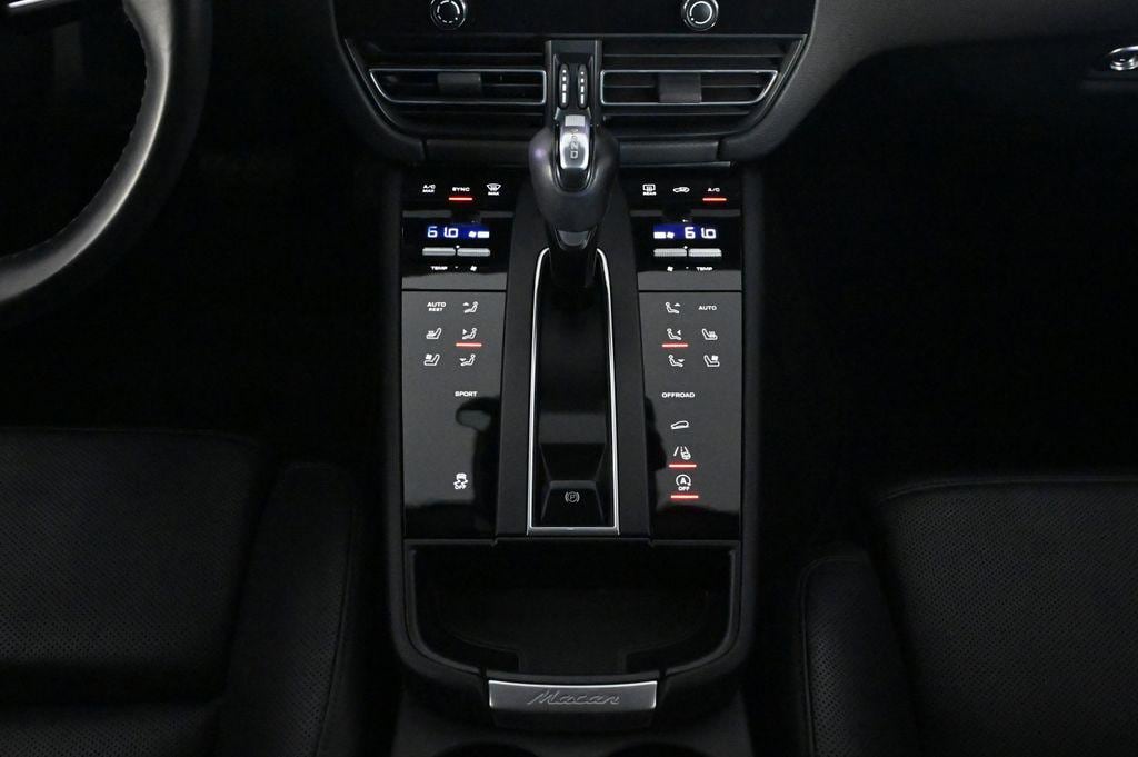 2023 Porsche Macan Base - Photo 16
