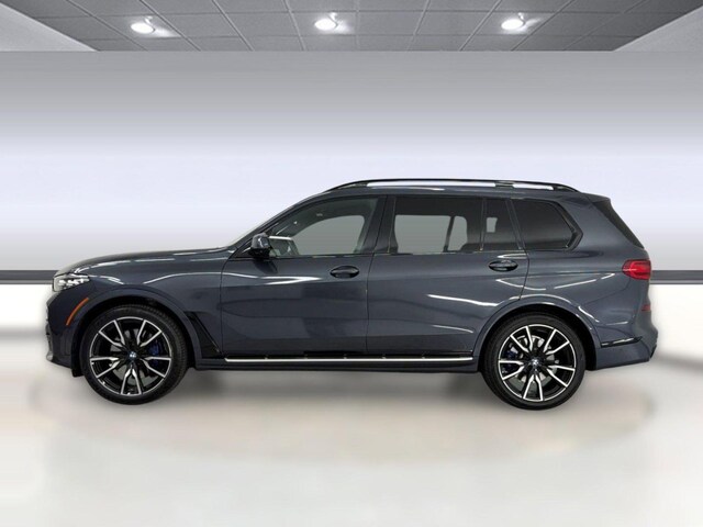 2022 BMW X7