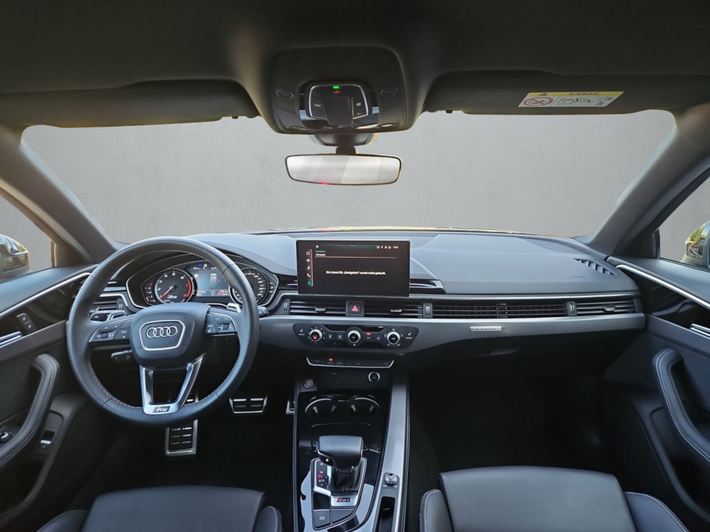 Bild über Audi RS 4 Avant TFSI quattro tiptronic - für weitere Informationen kontaktieren Sie den Audi Partner