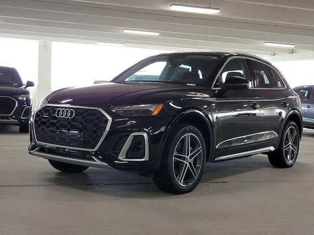 Photo of 2024 Audi Q5 TFSI e 