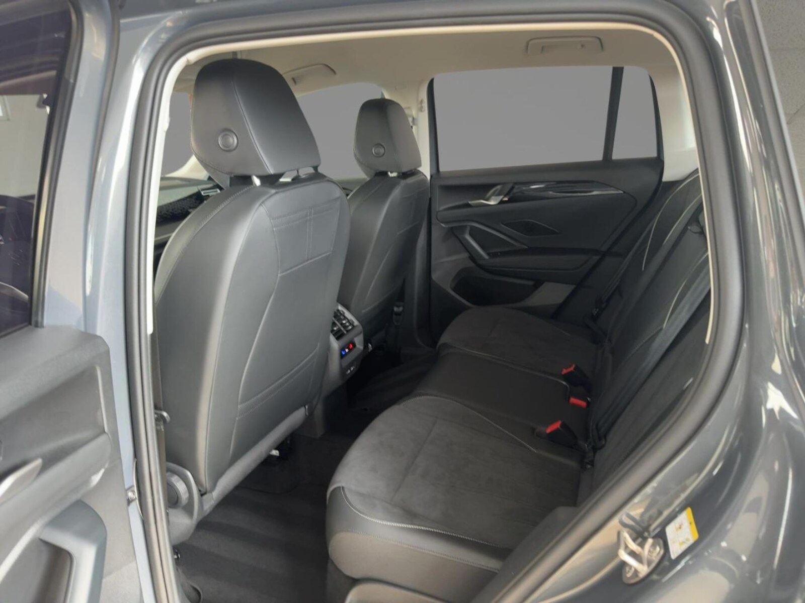 Volkswagen Tiguan – Bild 10