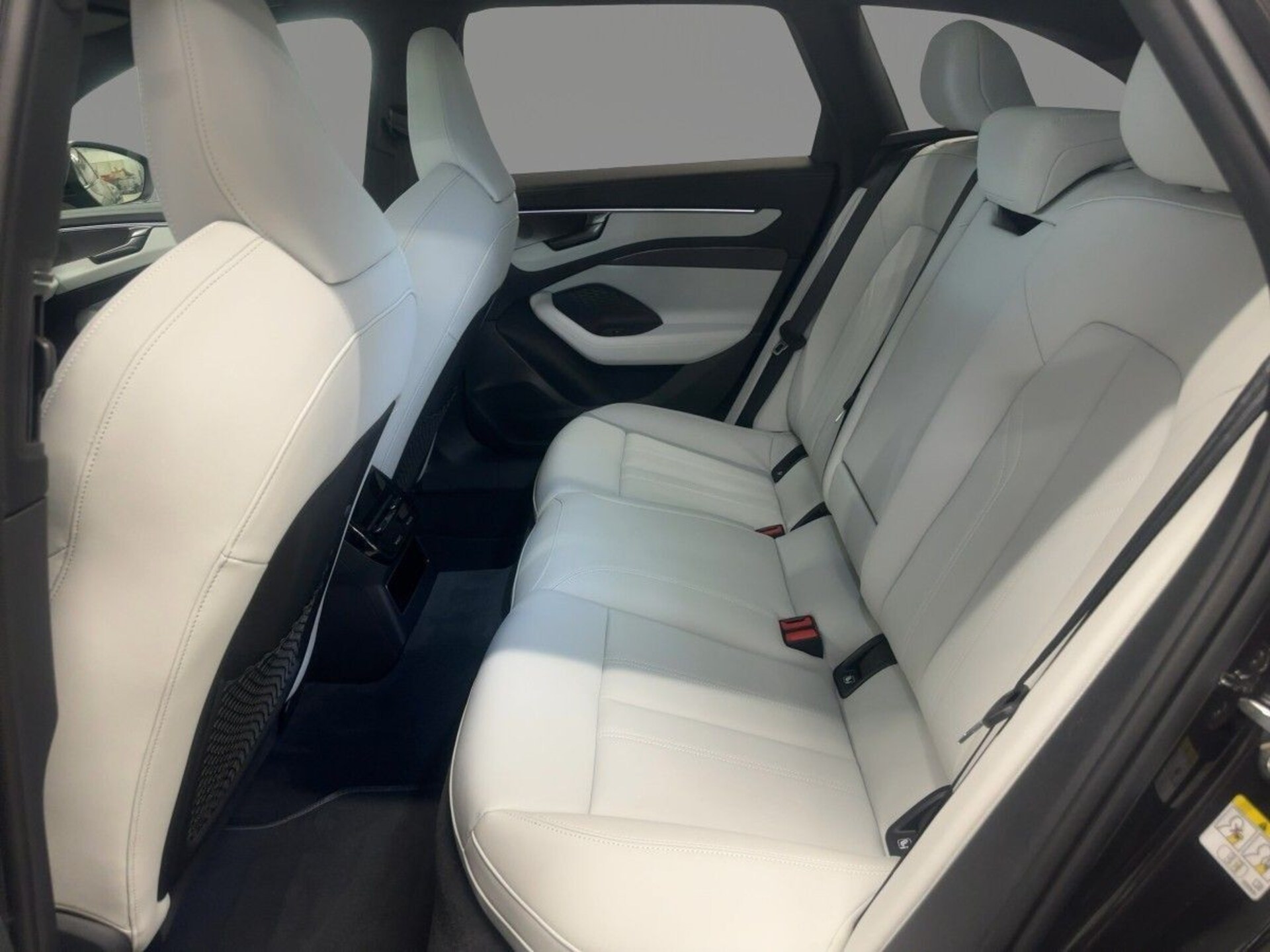 Audi A6 Avant edition one