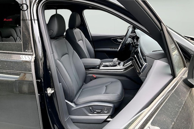 2026 Audi Q7 Premium Plus - Photo 11