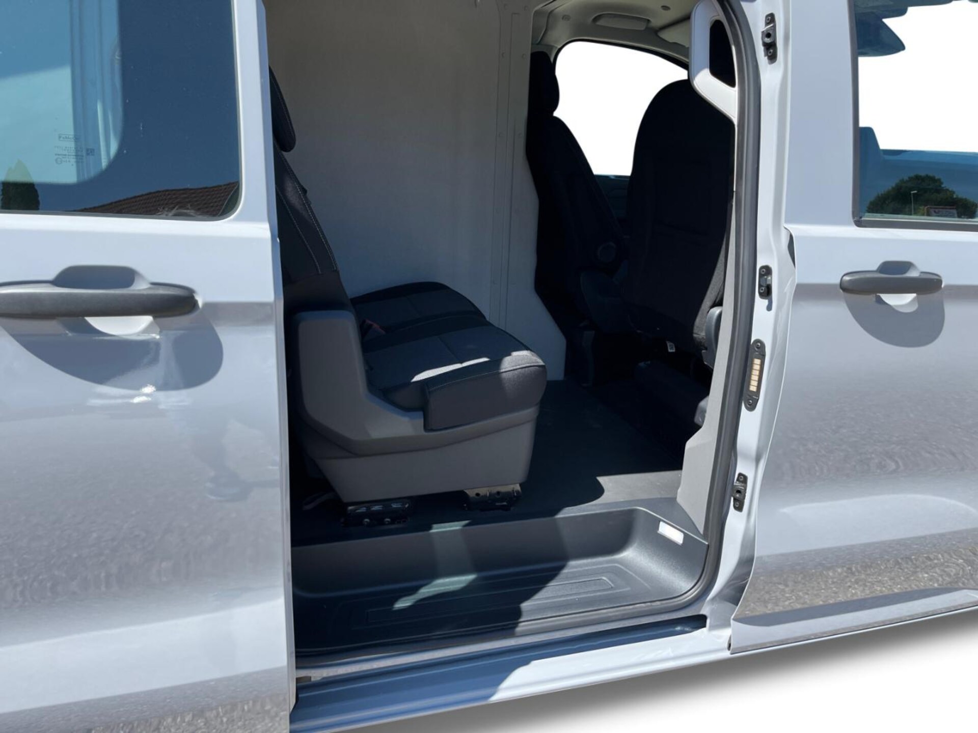 Volkswagen Transporter Kasten langer Radstand