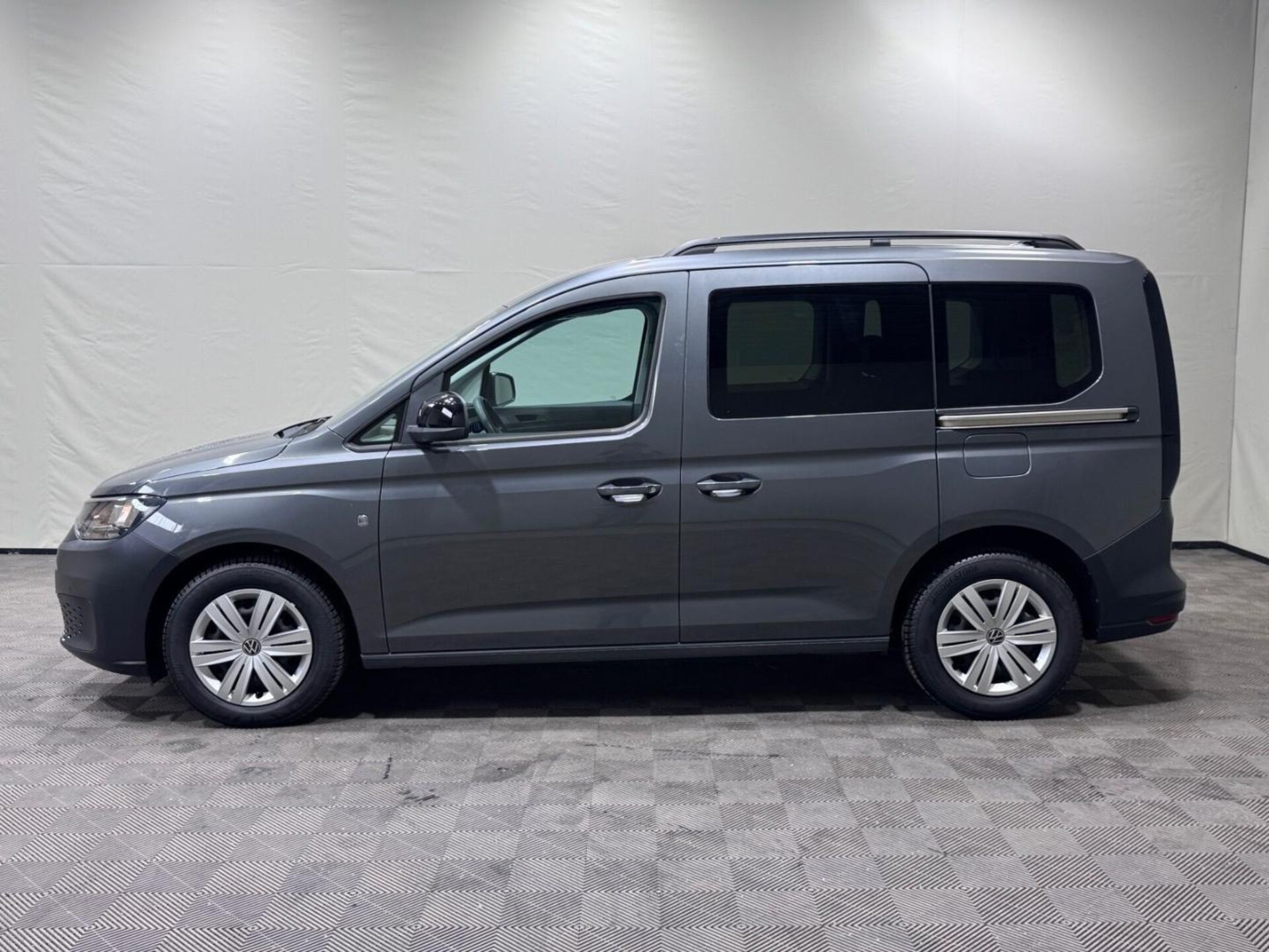 Volkswagen Caddy Basis-Modell
