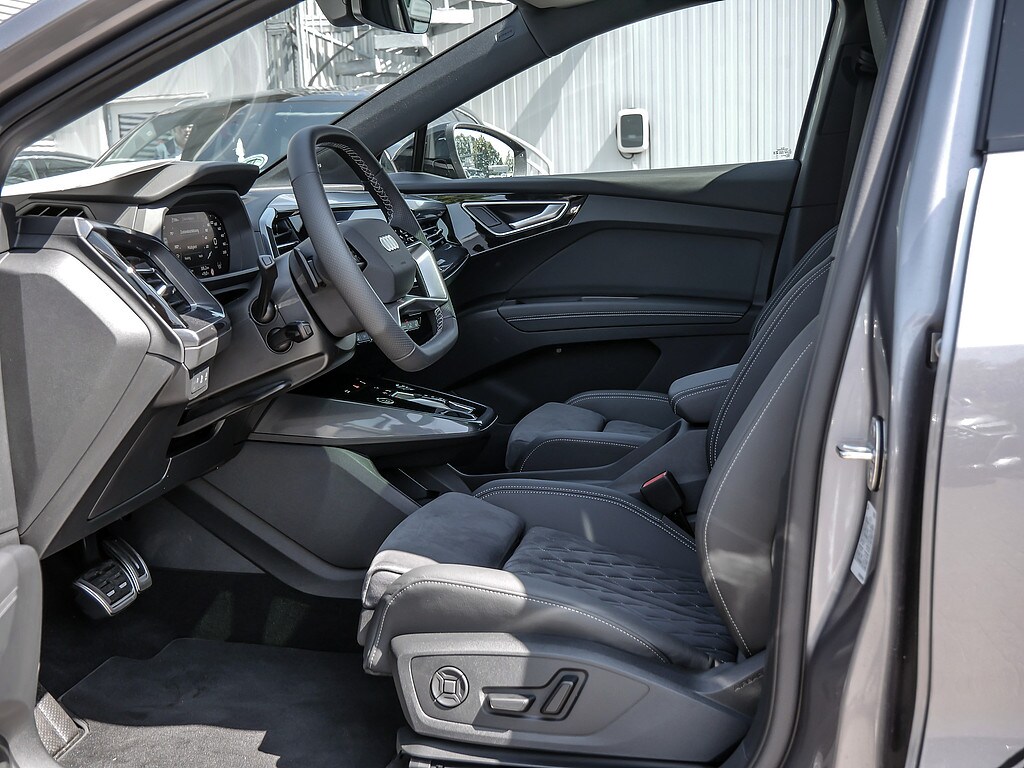 Image about Audi Q4 e-tron 40 e-tron