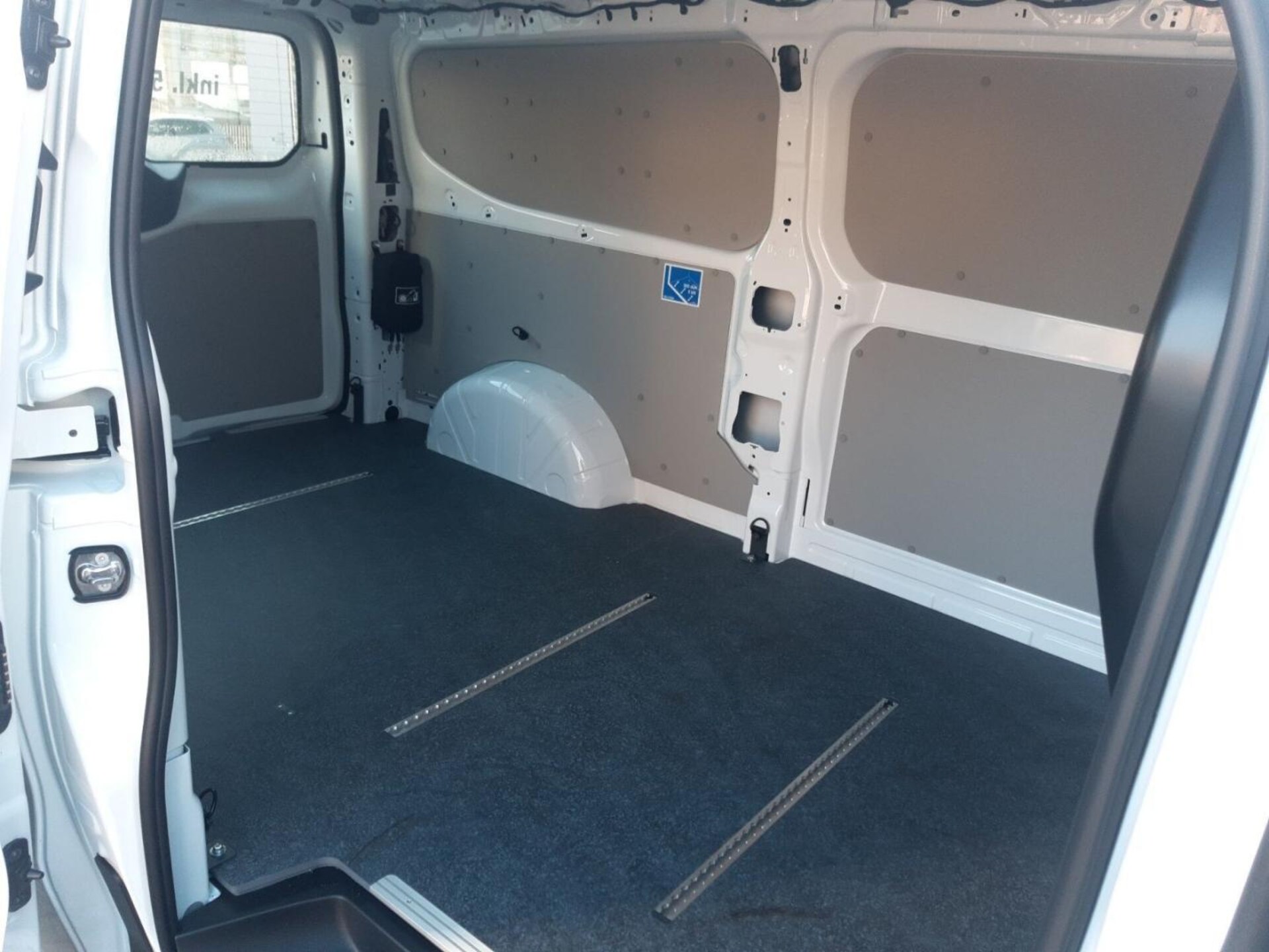 Volkswagen Transporter Kasten langer Radstand