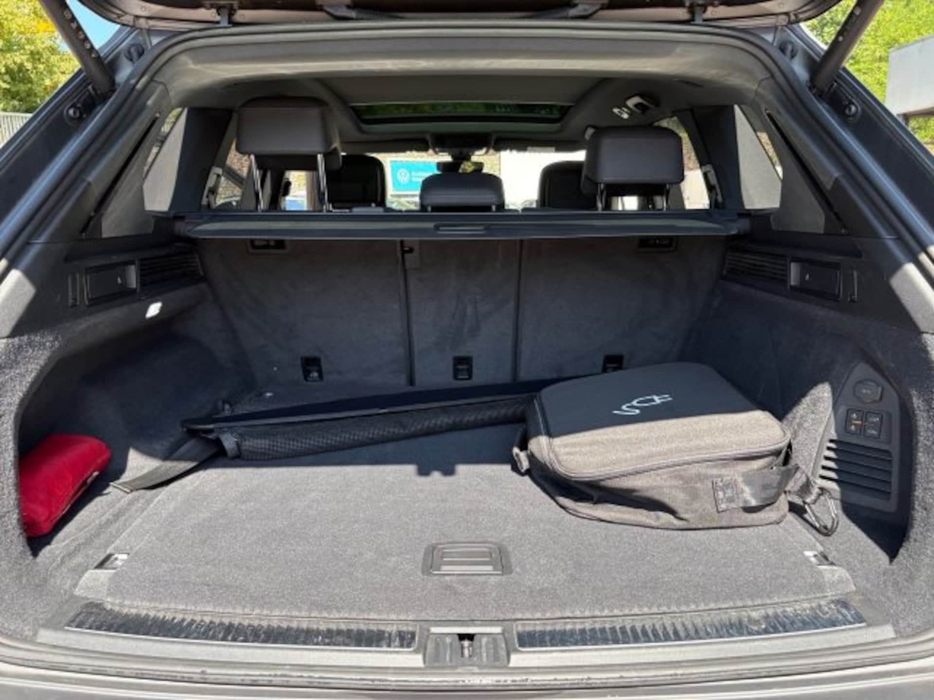 Volkswagen Touareg R