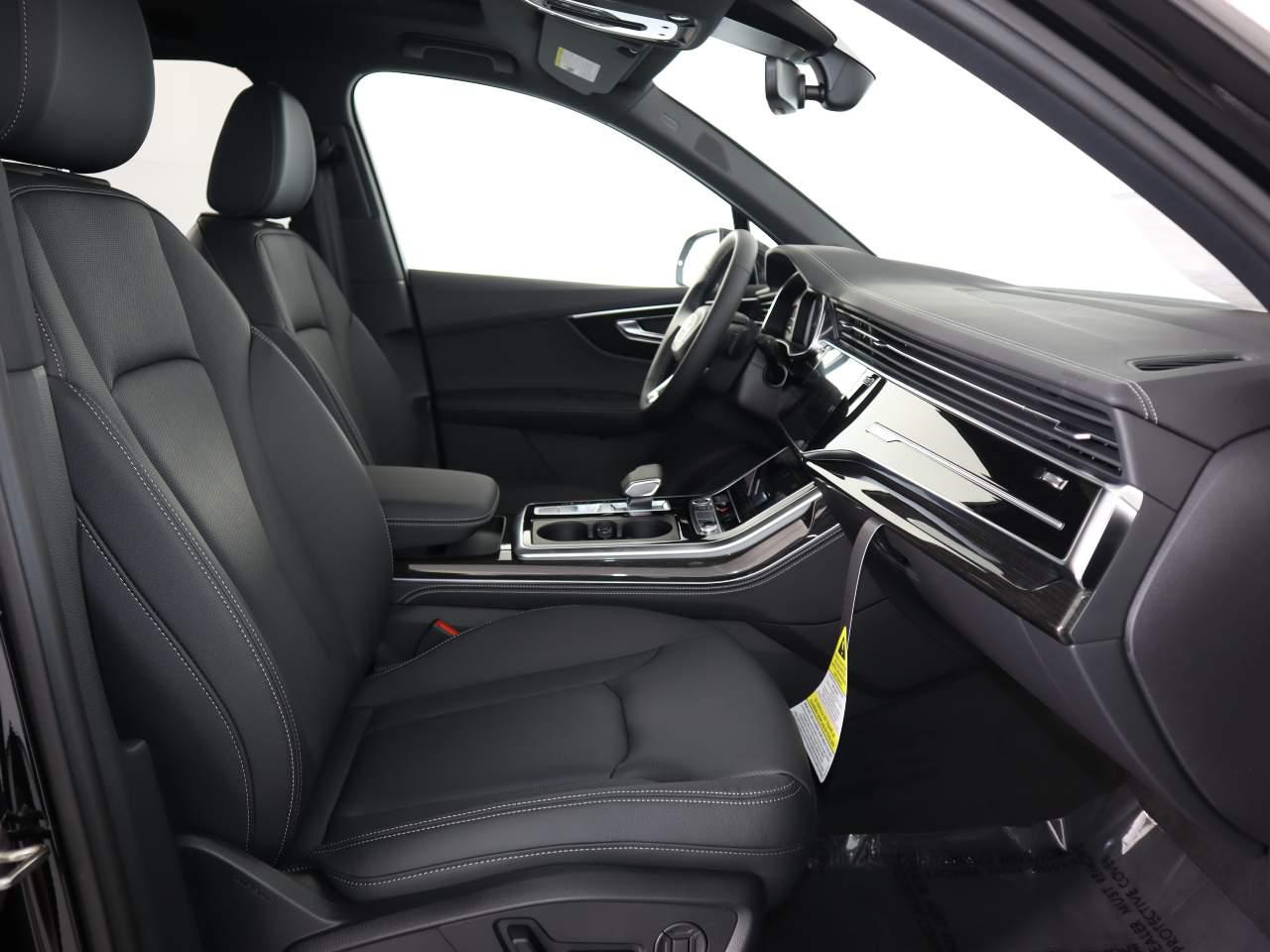 2025 Audi Q7 Premium Plus - Photo 12