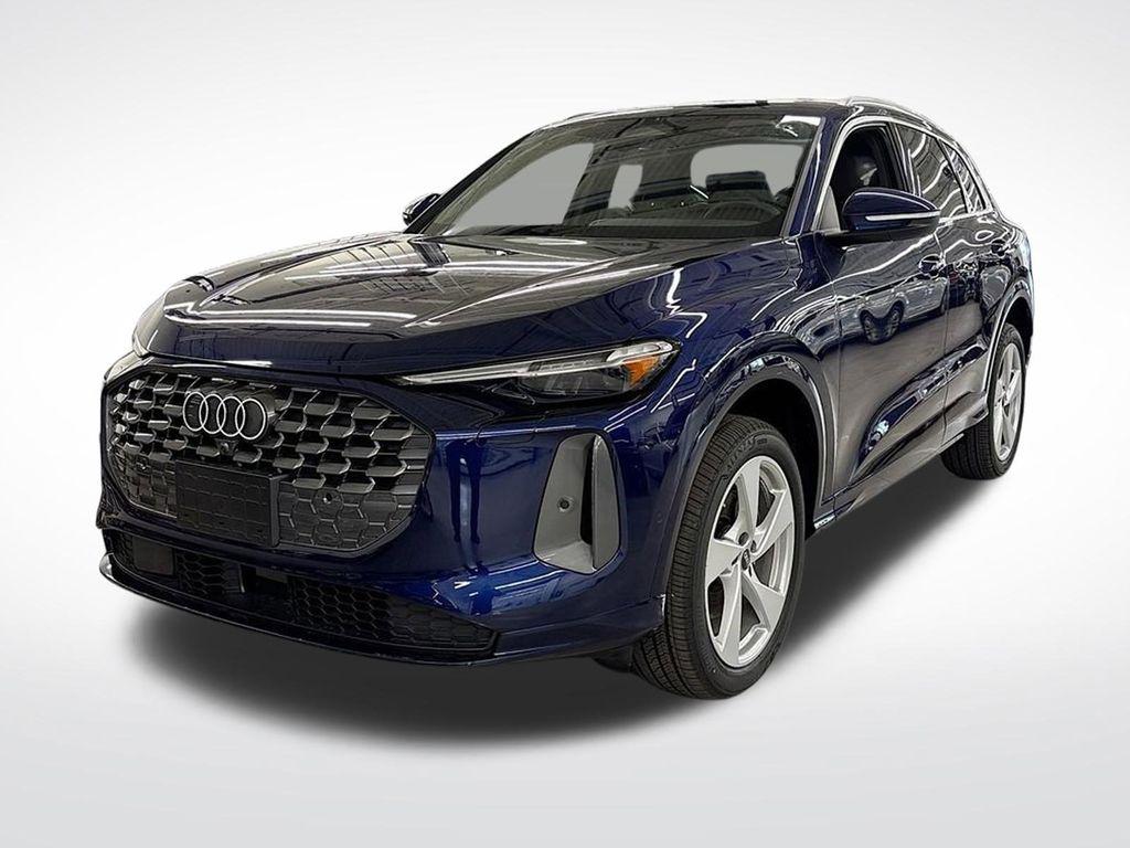 2025 Audi Q5 40 Premium Plus's photo