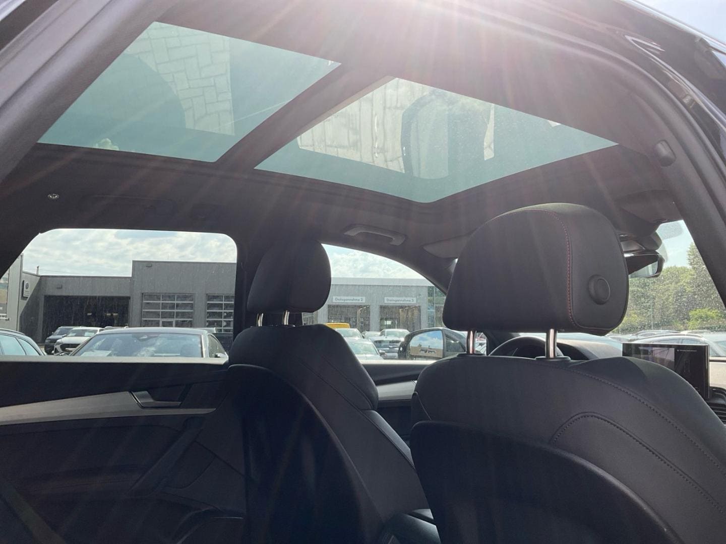 Bild über Audi Q5 40 TDI quattro 150 kW S tronic - für weitere Informationen kontaktieren Sie den Audi Partner