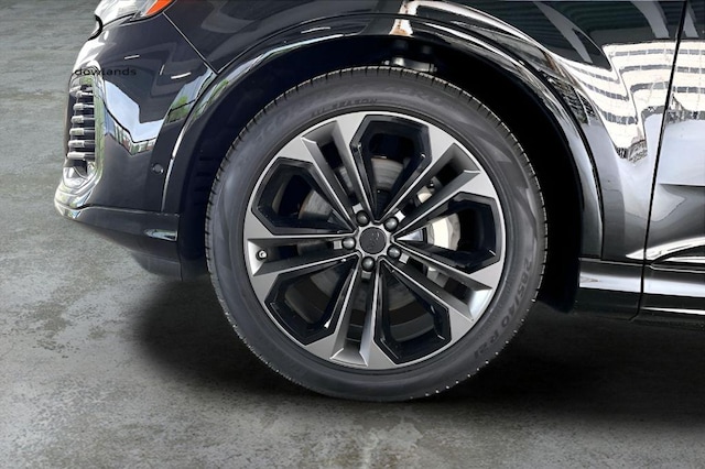 2026 Audi Q7 Premium Plus - Photo 13