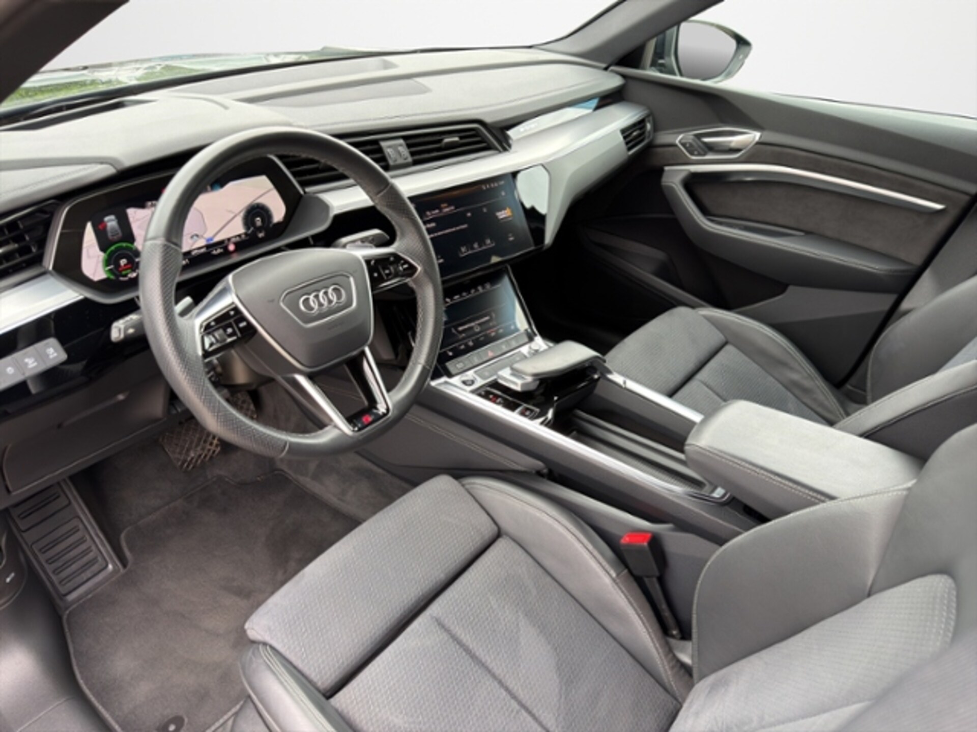 Audi e-tron Sportback advanced