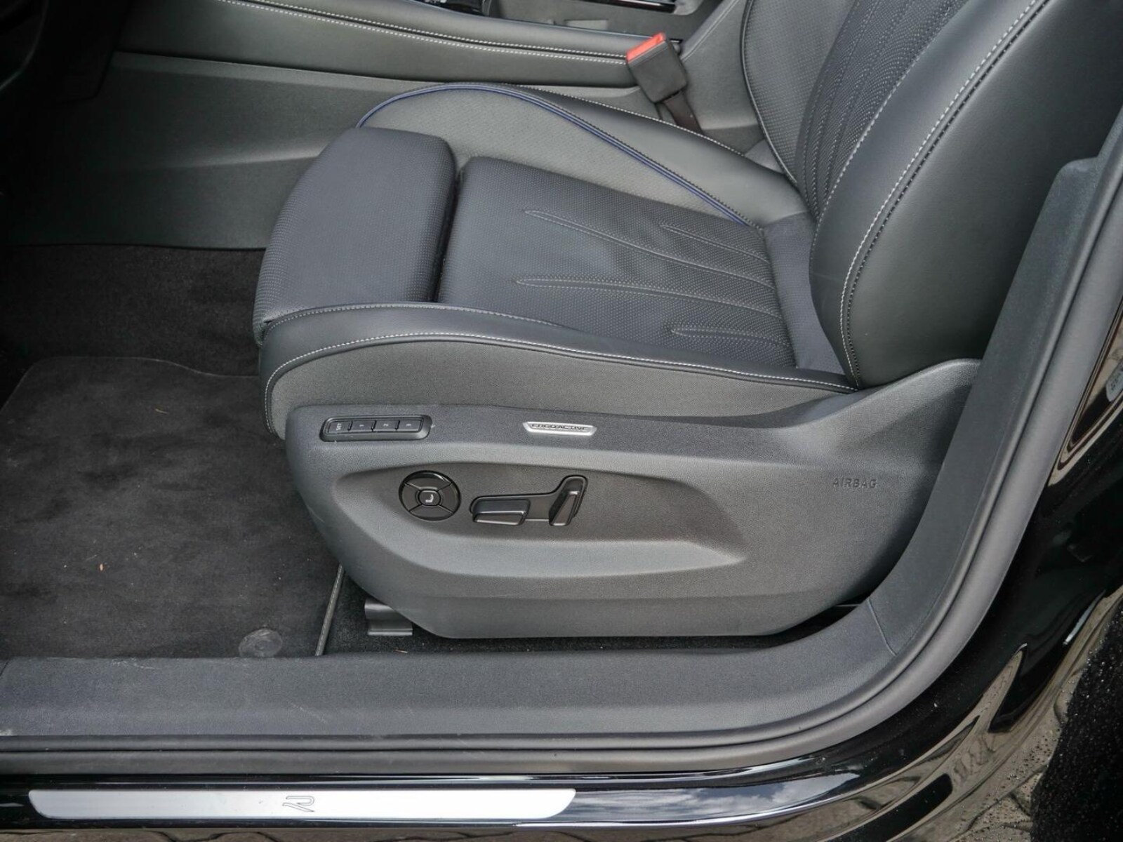 Volkswagen Tiguan – Bild 25