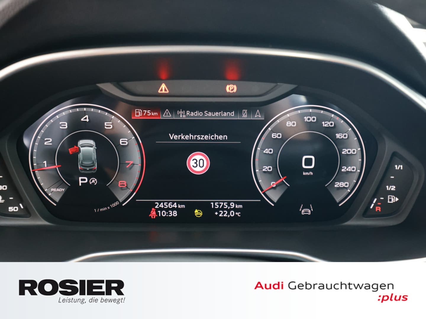 Bild über Audi Q3 advanced 40 TFSI quattro S tronic - für weitere Informationen kontaktieren Sie den Audi Partner