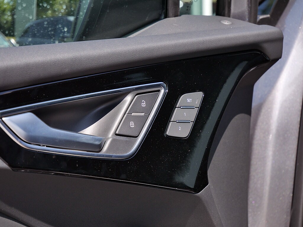 Image about Audi Q4 e-tron 40 e-tron